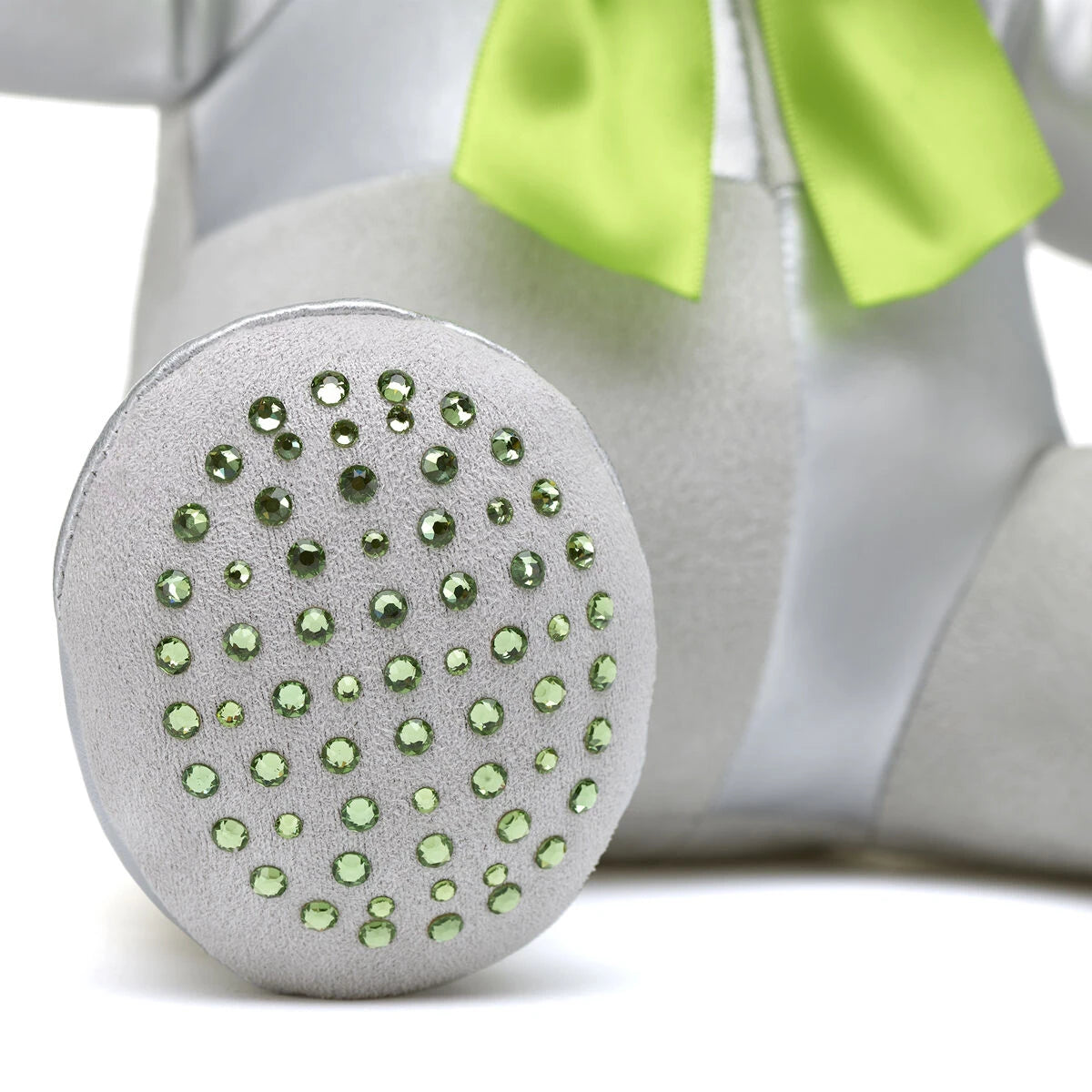 Birthstone Bear Featuring Swarovski® Peridot crystals | Build-A-Bear® - US 5211