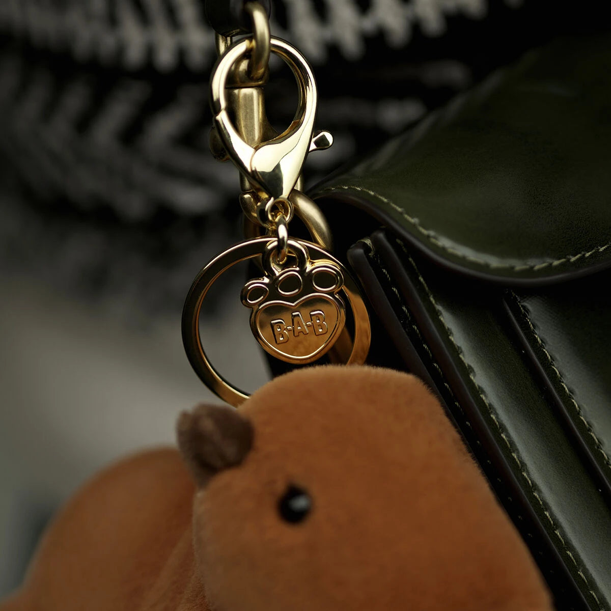 Capybara Plush Bag Charm | Build-A-Bear - US 1907