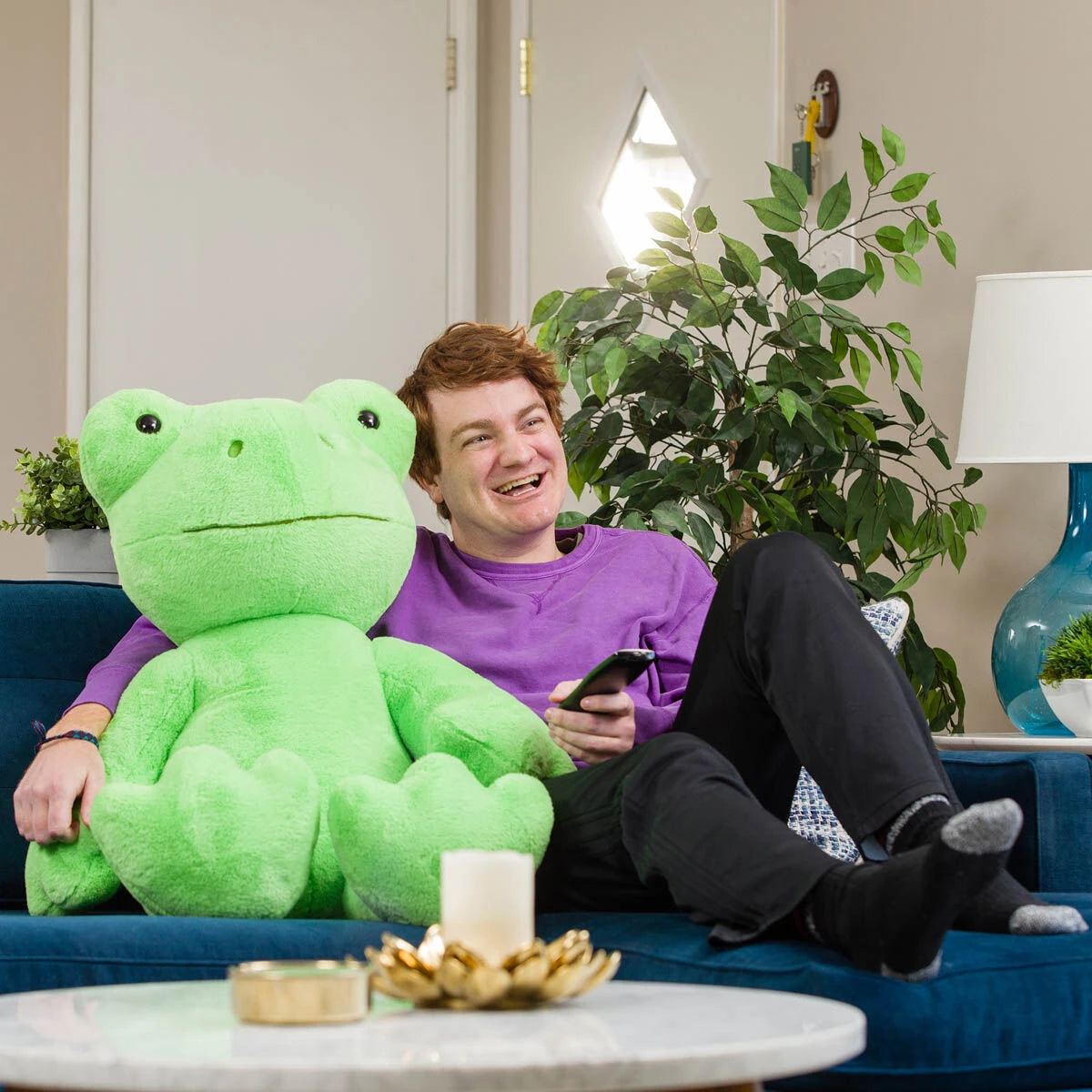 Giant Spring Green Frog Stuffed Animal | Build-A-Bear® - US 2243